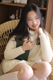 娇妻被领导抱进卧室老旺